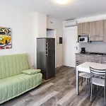 I Larici-6 By Interhome