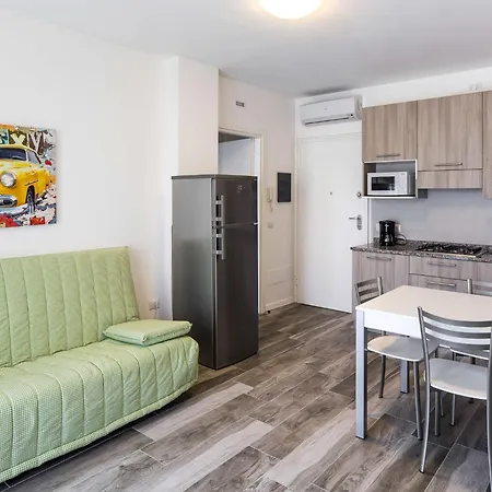 I Larici - Cao471 By Interhome
